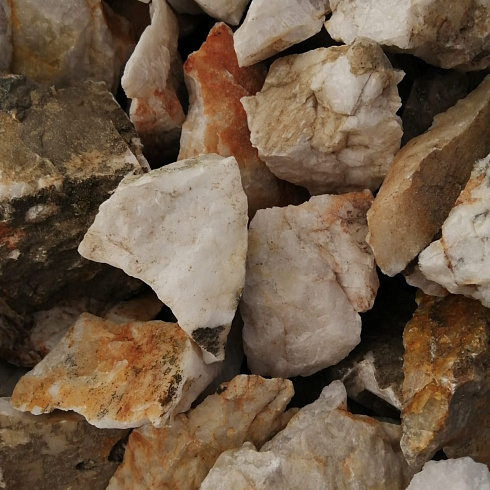 фото Кварц ( фр. 70-100 мм)  купить в Воронеже в интернет-портале КАМЕНЬ КЛУБ