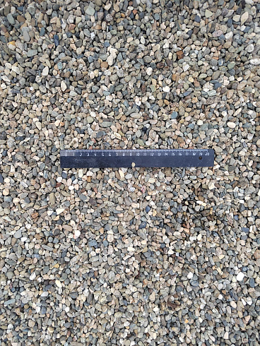 Kamenclub.ru: Галька речная окат (серая) фр.5-10 мм купить  в Воронеже галька речная серая, серый, темно-серый, светло-серый, коричневый речная окатанная галька декоративная ландшатфная 5000 руб/т   фото КАМЕНЬ КЛУБ