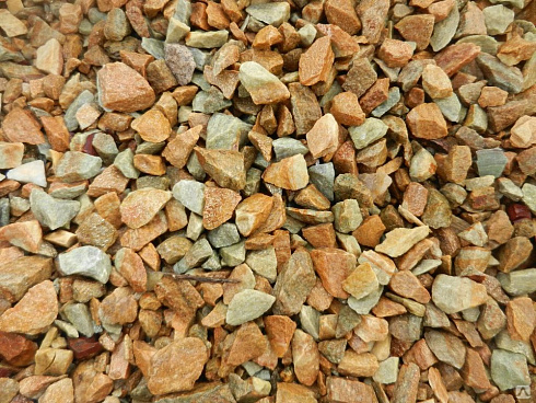 Kamenclub.ru: Щебень крошка желтый (ЗЛАТОЛИТ) фр. 5-10 мм.  купить в Воронеже мрамор золотистый, бежевый, желтый каменная ландшафтная декоративная крошка здатолита 8500 руб/т   фото КАМЕНЬ КЛУБ