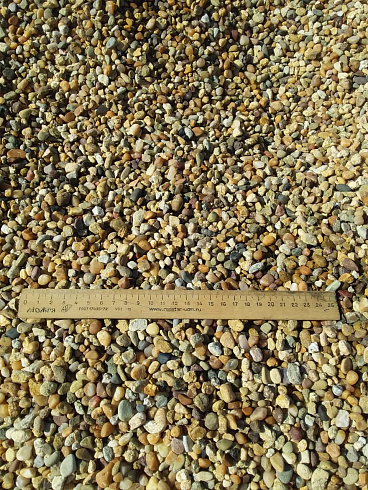 Kamenclub.ru: Галька окат (серо-желтая) фр.5-10 мм. купить  в Воронеже галька речная рыжий, желтый, рыжий, серо-желтый речная окатанная галька декоративная 5000 руб/т   фото КАМЕНЬ КЛУБ