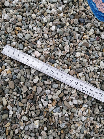 Kamenclub.ru: Галька речная окат (серая) фр.5-10 мм купить  в Воронеже галька речная серая, серый, темно-серый, светло-серый, коричневый речная окатанная галька декоративная ландшатфная 5000 руб/т   фото КАМЕНЬ КЛУБ