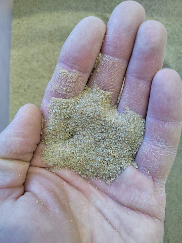 Кварцевый песок для площадок фр. 0,16-0,63 мм.  купить в Воронеже фото Камень Клуб