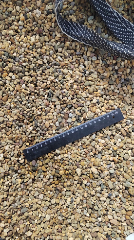 Kamenclub.ru: Галька окат (серо-желтая) фр.5-10 мм. купить  в Воронеже галька речная рыжий, желтый, рыжий, серо-желтый речная окатанная галька декоративная 5000 руб/т   фото КАМЕНЬ КЛУБ