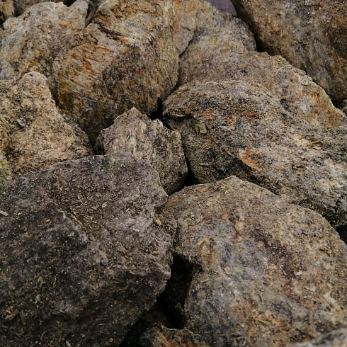 фото Змеевик салатовый  (фр. 70-100 мм)  купить в Воронеже в интернет-портале КАМЕНЬ КЛУБ