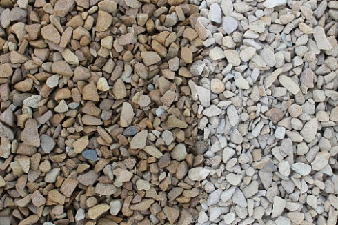 Kamenclub.ru: Щебень крошка желтый (песчаник) фр. 10-20 мм.  купить в Воронеже песчаник бежевый, серый, рыжий декоративный ландшафтный щебень колотый 9500 руб/т   фото КАМЕНЬ КЛУБ