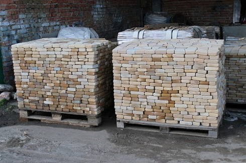 Kamenclub.ru: Песчаник брусчатка (Готика) art PSG-L-01  купить в Воронеже    2300 руб/кв.м   фото КАМЕНЬ КЛУБ