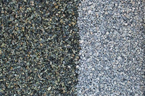 Kamenclub.ru: Щебень крошка зеленый (змеевик) фр. 5-10 мм  купить в Воронеже змеевик зеленый, салатовый ландшафтный декоративный щебень крошка 7 200 руб/т   фото КАМЕНЬ КЛУБ