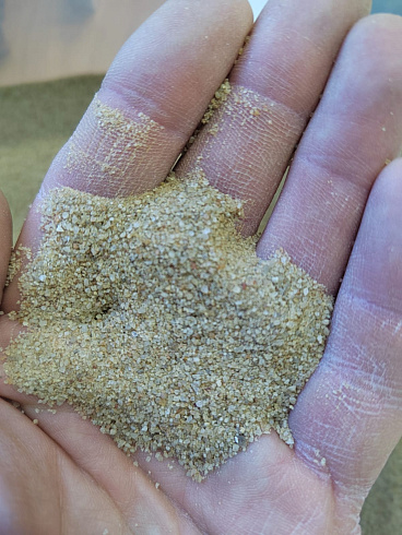 Кварцевый песок для площадок фр. 0,16-0,63 мм.  купить в Воронеже фото Камень Клуб