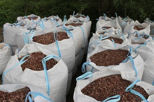 Kamenclub.ru: Мраморная крошка (щебень крошка розовый) фр. 20-40 мм.  купить в Воронеже мрамор розовый, красный мраморная крошка декоративная 11000 руб/т   фото КАМЕНЬ КЛУБ