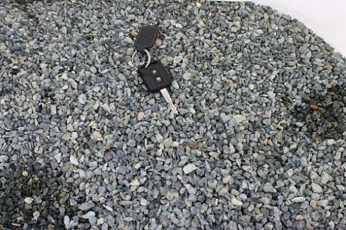 Kamenclub.ru: Щебень крошка зеленый (змеевик) фр. 5-10 мм  купить в Воронеже змеевик зеленый, салатовый ландшафтный декоративный щебень крошка 7 200 руб/т   фото КАМЕНЬ КЛУБ