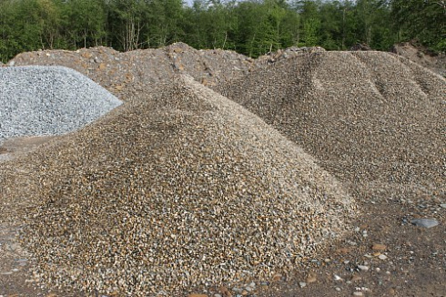 Kamenclub.ru: Галька окат (серо-желтая) фр.10-20 мм. купить  в Воронеже галька серо-желтая, рыжая, серый речная окатанная округлая галька 5000 руб/т   фото КАМЕНЬ КЛУБ