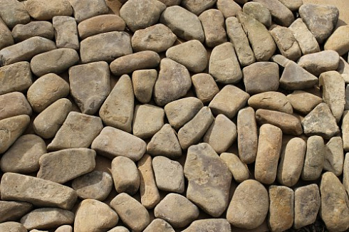 Kamenclub.ru: Песчаник брусчатка  купить в Воронеже    5 500 руб/т   фото КАМЕНЬ КЛУБ