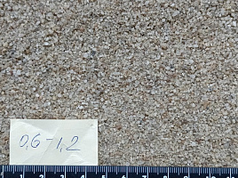 Кварцевый песок для площадок фр. 0,6-1,2 мм.  купить в Воронеже фото Камень Клуб