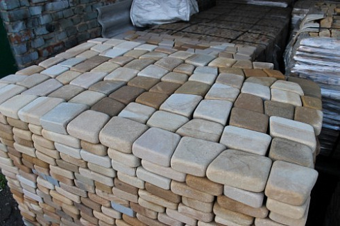 Kamenclub.ru: Песчаник брусчатка (Готика) art PSG-L-01  купить в Воронеже    2300 руб/кв.м   фото КАМЕНЬ КЛУБ